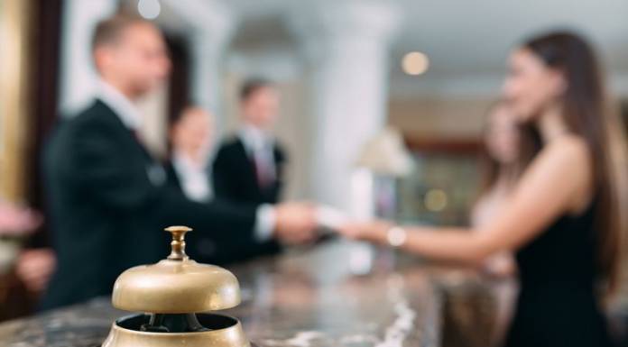 Rekrutacja pracownika hotelu – Zakres obowiązków i opis stanowiska Recepcjonistki / Recepcjonisty