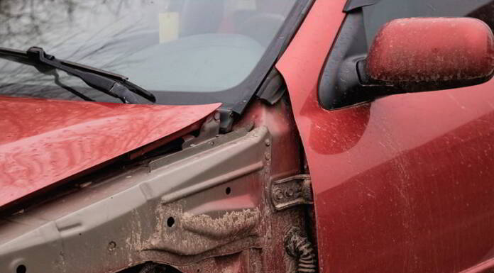 Dlaczego powinieneś sprzedać swój stary samochód na złom? auto-do-zezłomowania