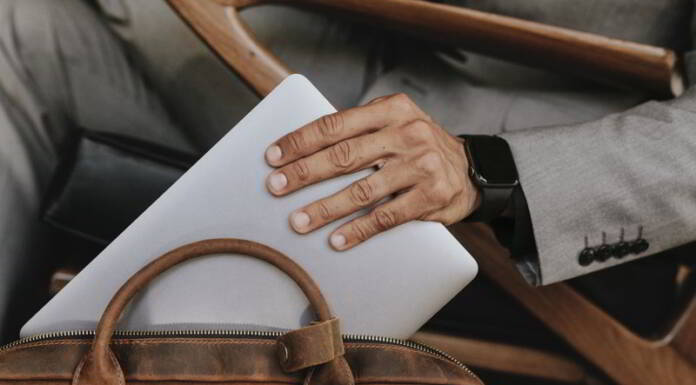 Wybór torby na laptopa etui na laptop