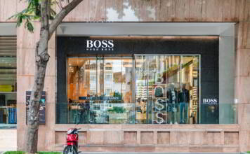 Moda damska: Victoria Beckham, Hugo Boss i Monnari – klasyka, elegancja i styl na topie